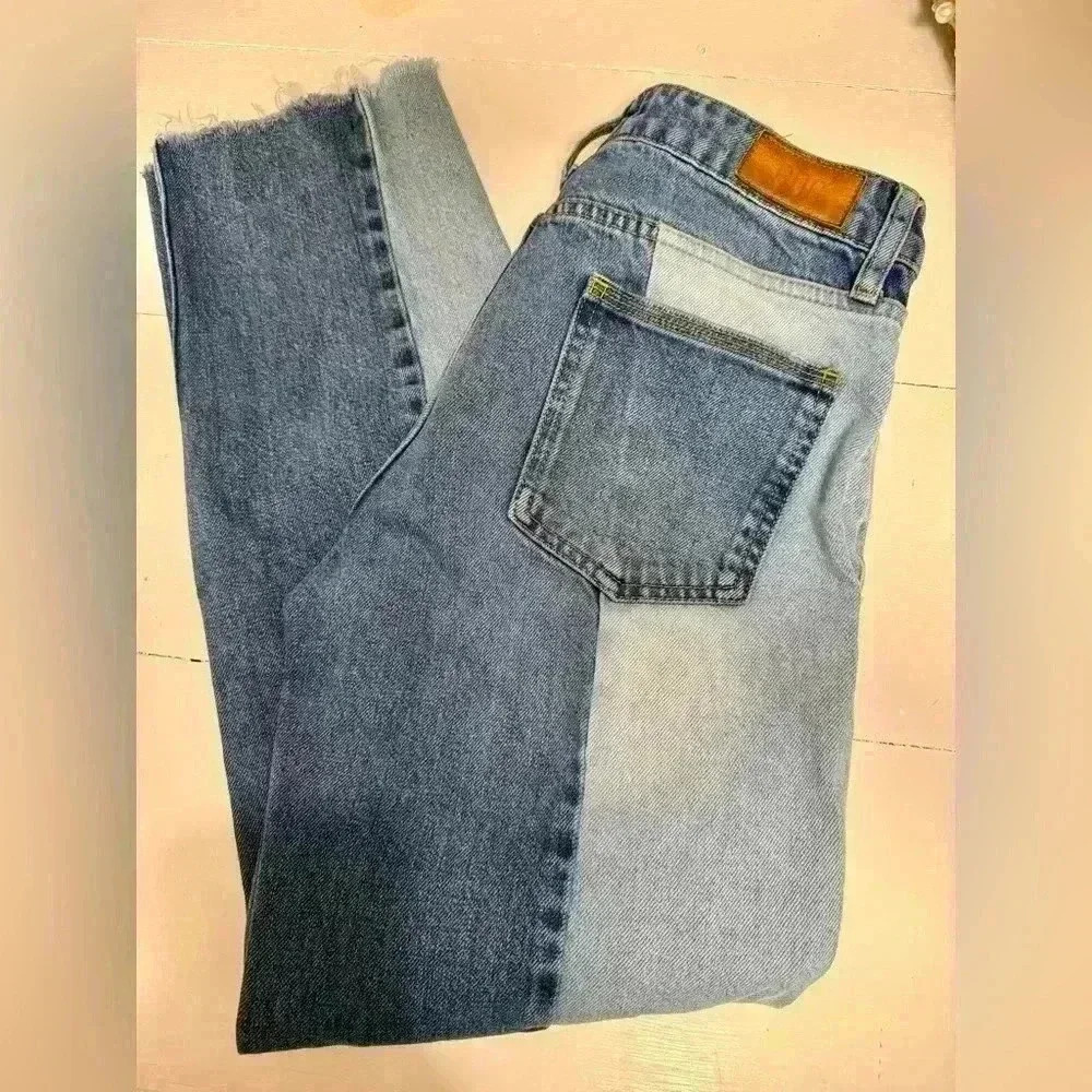 BDG Jessye denim jeans by Urban Outfitters size W26 and L32 100% cotton
